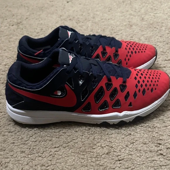 Nike Train Speed Mens New England Patriots Red & Blue Athletic Shoes Size 11 - Picture 2 of 6